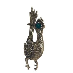 Vintage AMBASSADOR- Gold Tone Roadrunner Bird Green Gem Eye Brooch Pin- 2.5”